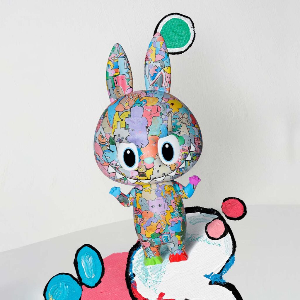 MEGA LABUBU 400% Tenth Anniversary